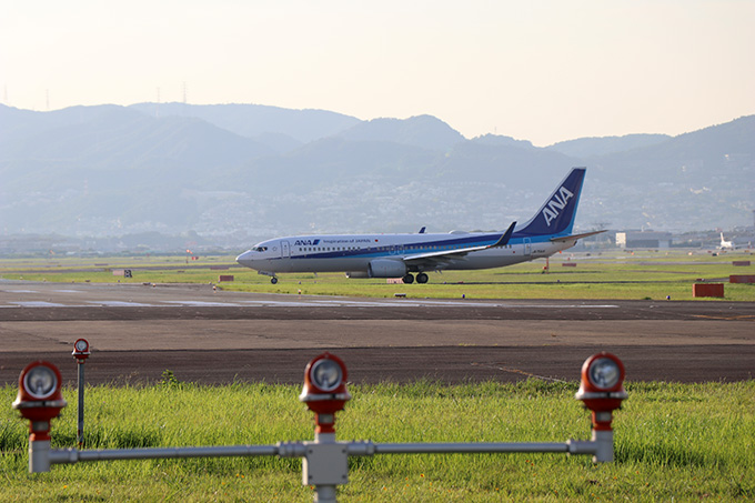 千里川土手からの飛行機撮影